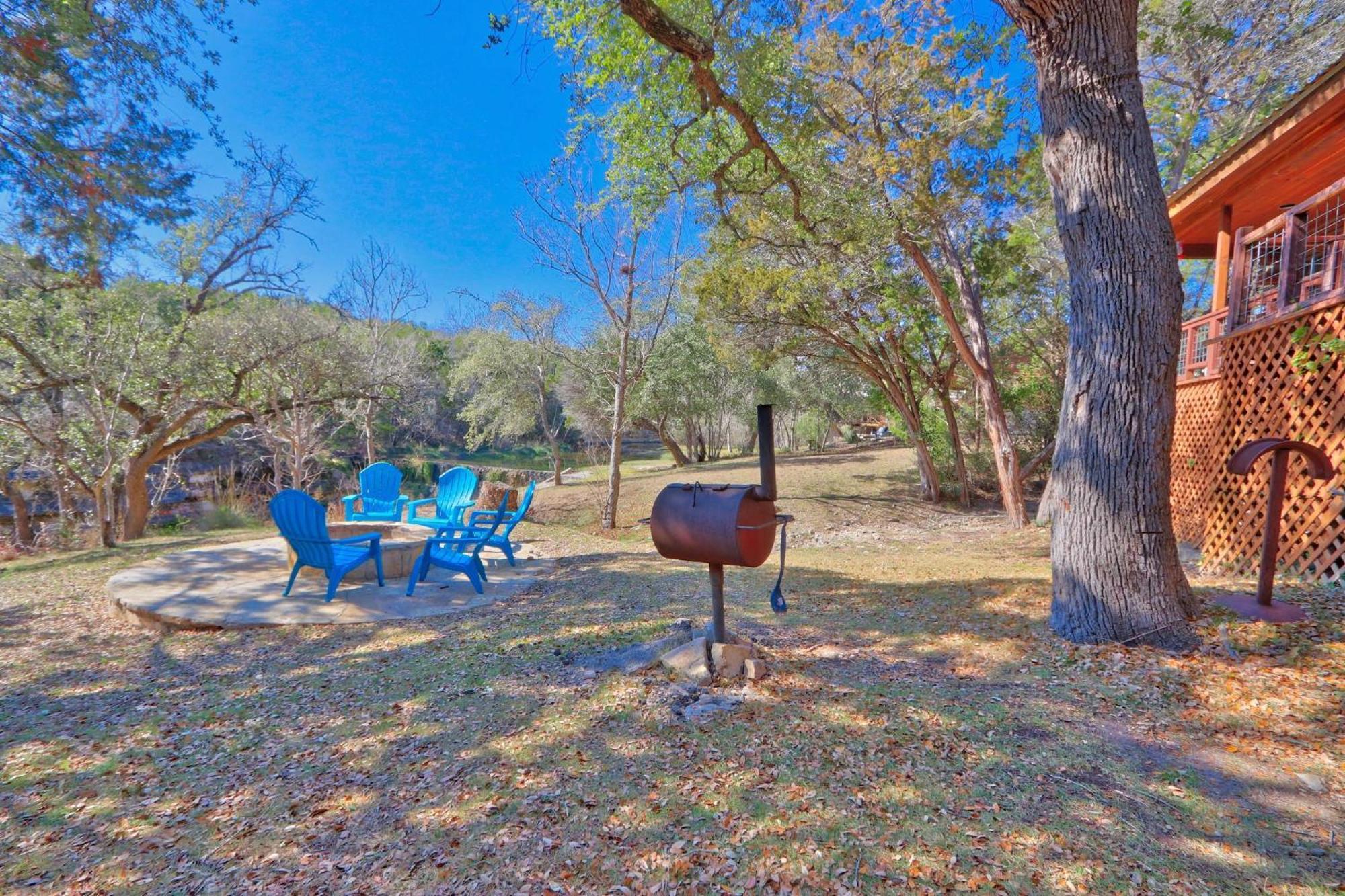 Falls Log Home Wimberley Extérieur photo