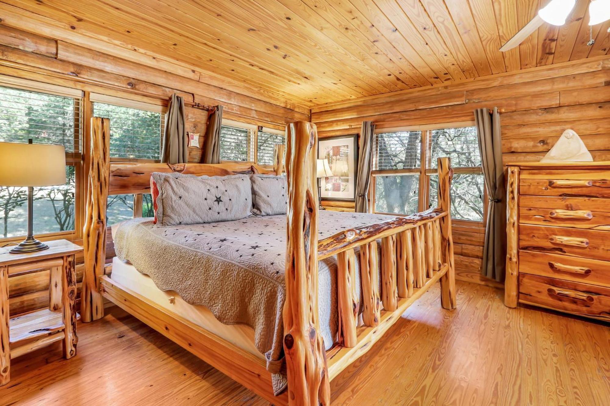 Falls Log Home Wimberley Extérieur photo