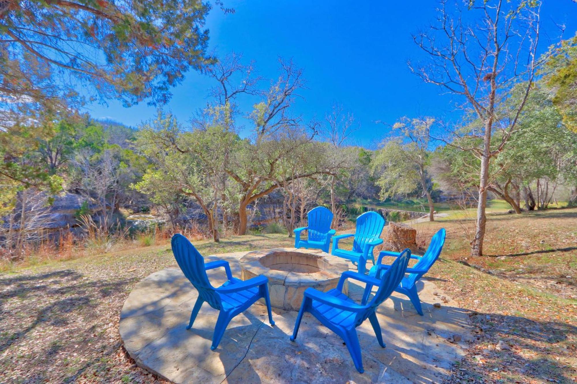 Falls Log Home Wimberley Extérieur photo